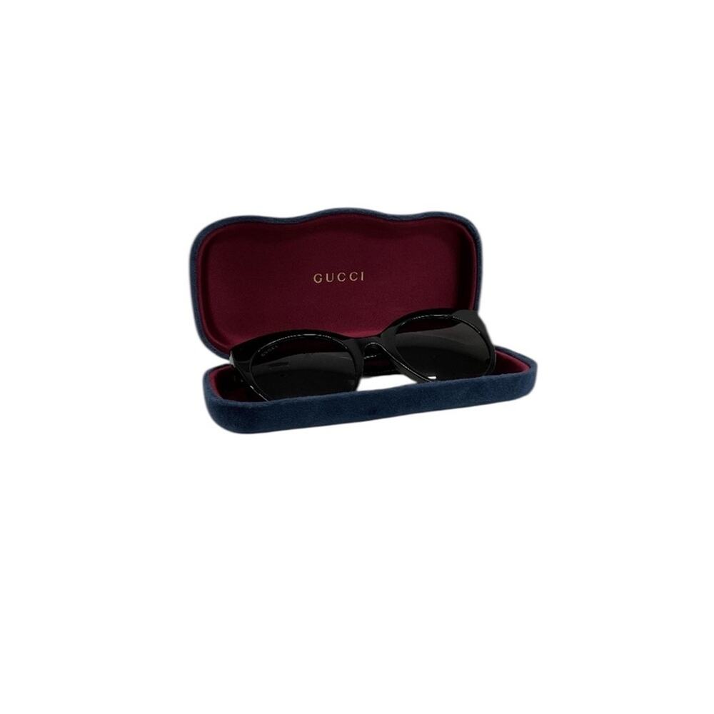 Gucci Black Cat Eye Sunglasses - Picture 2 of 6